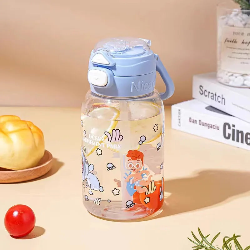 GIANXI Strohhalmbecher für Kinder, versiegelt, auslaufsicher, Cartoon-Muster-Design, Trinkgeschirr, tragbare Sport-Wasserflasche aus Kunststoff mit Griff