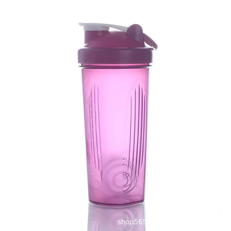 Tragbare Proteinpulver-Shaker-Flasche, 700 ml, auslaufsichere Wasserflasche für Fitnessstudio, Fitnesstraining, Sport-Shaker-Mixbecher mit Skala