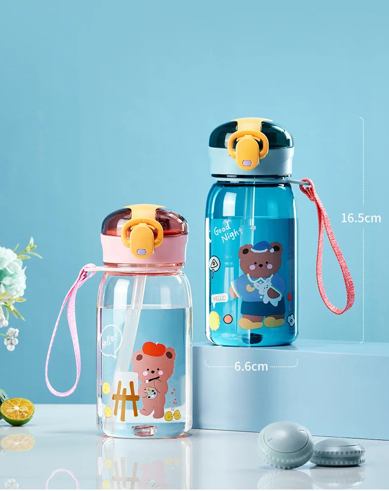 GIANXI Trinklernbecher für Kinder mit Strohhalm, Cartoon-Design, auslaufsichere Wasserflaschen, tragbare Trinkflasche für den Außenbereich, schöne Tasse für Kinder