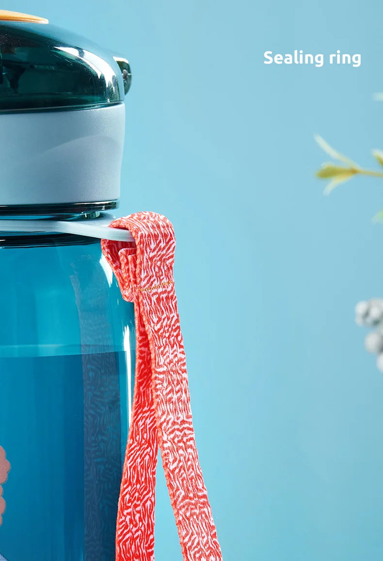 GIANXI Trinklernbecher für Kinder mit Strohhalm, Cartoon-Design, auslaufsichere Wasserflaschen, tragbare Trinkflasche für den Außenbereich, schöne Tasse für Kinder