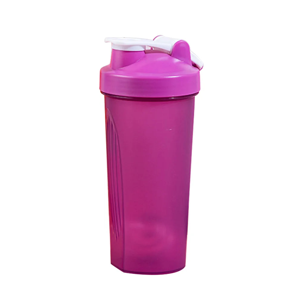 Tragbare Proteinpulver-Shaker-Flasche, 600 ml, auslaufsichere Wasserflasche für Fitnessstudio, Fitnesstraining, Sport-Mixbecher mit Skala