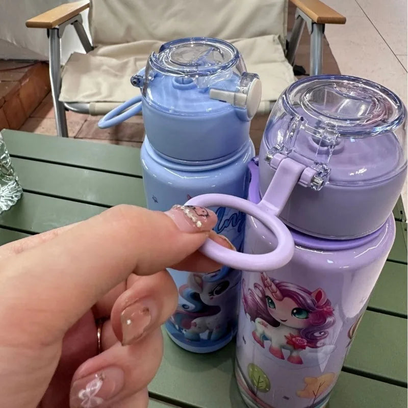 700ML large capacity cartoon cute plastic portable cup leakproof portable rope straw cup water cup door latch outdoor traveling