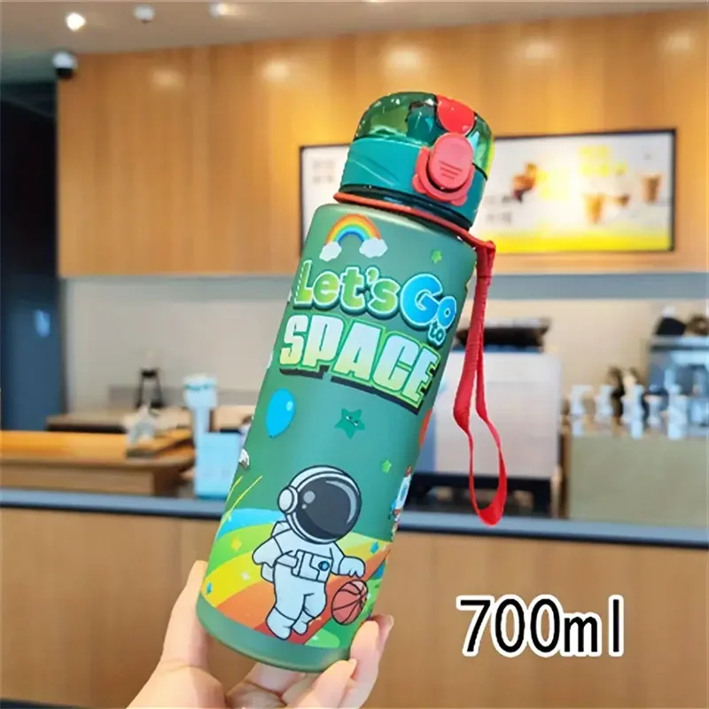 700ml Cosmic Astronaut Themed Insulated Water Bottle Leakproof Flip Lid Carrying Strap Portable Adorable Activities Cup BPA-Free